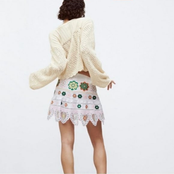 NWT ZARA Women's Embroidered Mini Skort Size medium - Picture 5 of 14